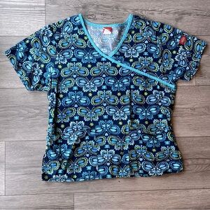Dickies Women’s V-Neck Crossover 2-Pocket Scrub Top